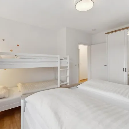 Apartment Fuer Bis Zu 8 Personen, Garten, Strandnah Schillig