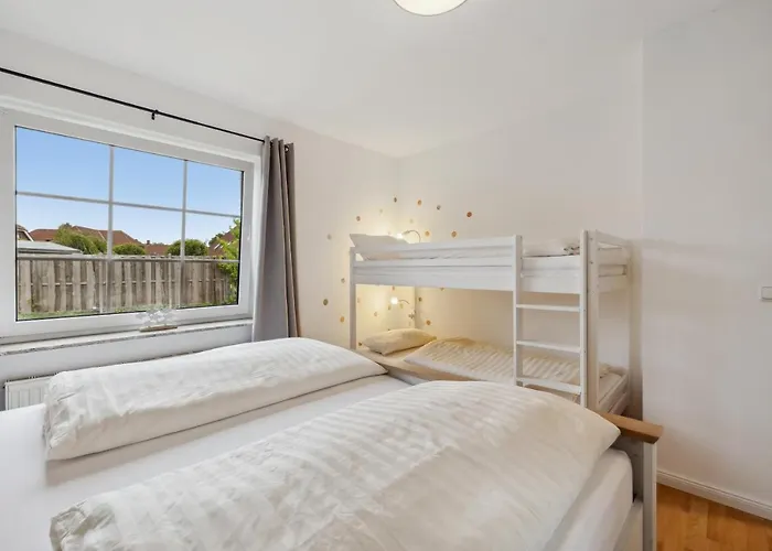 Fuer Bis Zu 8 Personen, Garten, Strandnah Apartman *